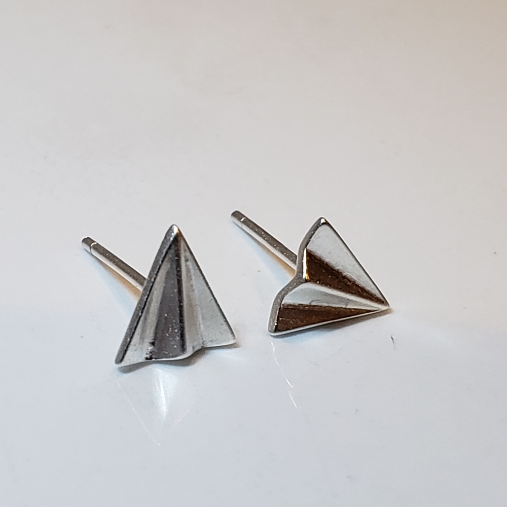 NEW 925 Silver Paper Airplane Stud Earrings in a Modern Matte Finish